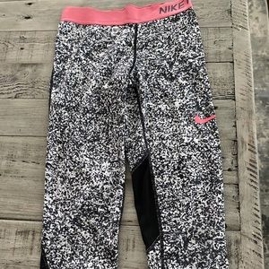Nike kids size medium leggings!